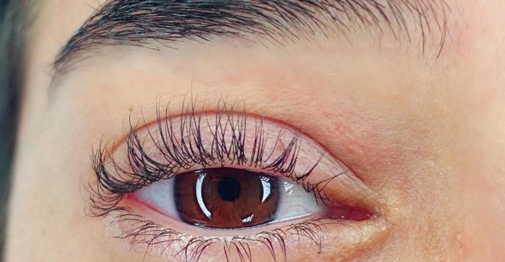 hvordan lavede jeg Lash Lamination behandlingen derhjemme