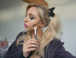 Alt du skal vide om Øjenbrynstransplantationer & Implantater